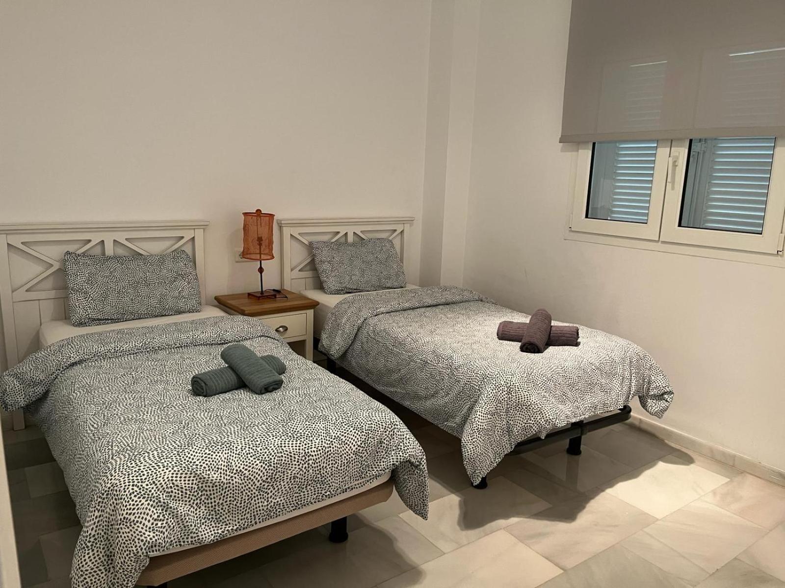 Appartamento Soas Puerto Banus Playa Rocio Marbella Esterno foto